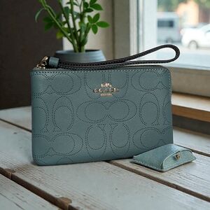 Coach Corner Zip Wristlet Marine (NWT)